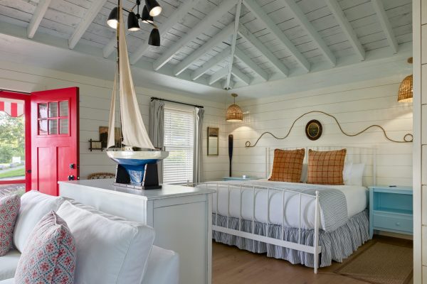 web_highres_salt_studio_bed_92258 web_highres_salt_studio_bed_92258